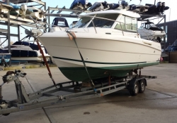 A beautiful Jeanneau Merry Fisher 705 with an inboard engine and skeg on its way from Hamble Point Marina to Bristol Docks Marina.